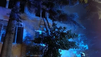 У Львові вогнеборці врятували чоловіка з балкона під час пожежі в багатоповерхівці