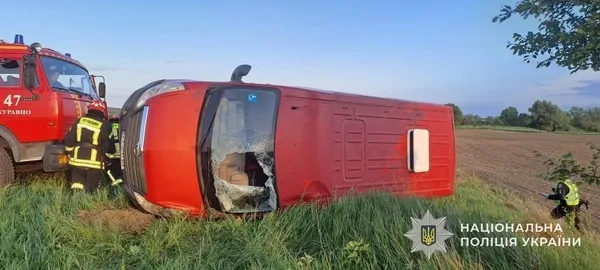 На Львівщині у ДТП загинула водійка мікроавтобуса