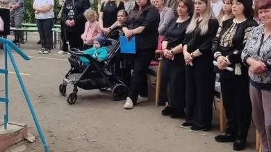 У Ремезівцях відкрили меморіальні дошки захисникам Володимиру Бузановському та Роману Романову
