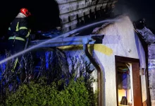У Сокільниках на Львівщині загорівся дах гаража