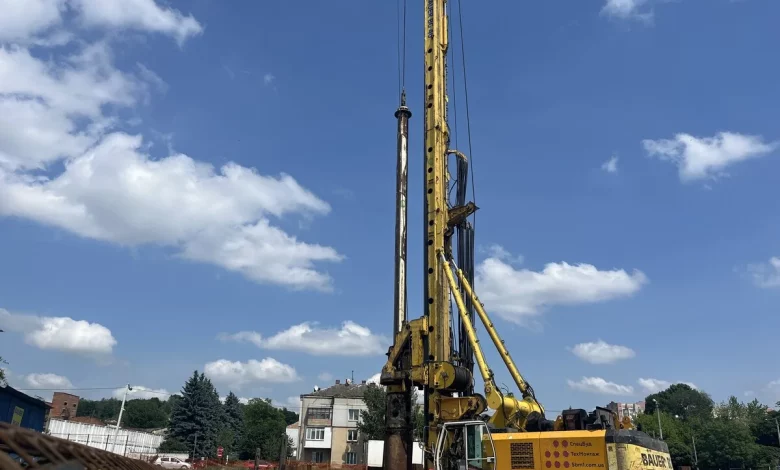 У Львові влаштували перші буронабивні палі нового шляхопроводу на Шевченка – Ковча