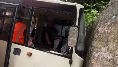 У Львові на перехресті Під Дубом і Замарстинівської зіткнулися мінівен та автобус