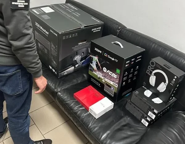 На пункті пропуску «Краківець» виявили незадекларовану техніку на 300 тисяч гривень