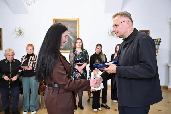 Дружині сержанта Петра Ткачика посмертно вручили Комбатантський Хрест