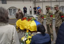 У Дрогобицькій громаді попрощалися із захисником Андрієм Возняком