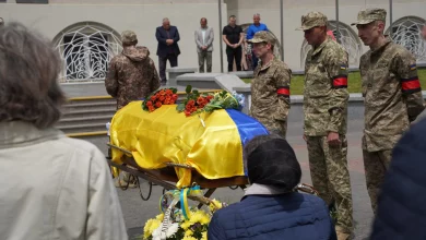 У Дрогобицькій громаді попрощалися із захисником Андрієм Возняком