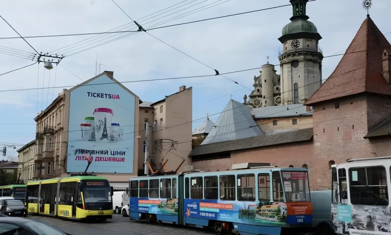У Львові на площі Митній ремонтуватимуть трамвайну колію