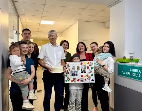 Канадський нейроонколог Ерік Буфе проконсультував дітей у львівському Центрі дитячої медицини