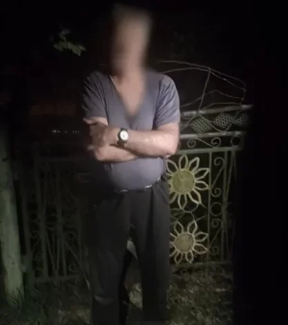 На Стрийщині затримали 75-річного чоловіка, підозрюваного у розбещенні 11-річної дівчинки