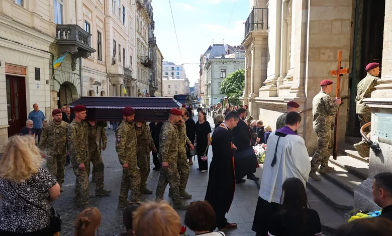 У Львові 3 червня попрощаються з воїнами Ігорем Ільківим та Петром Николиним