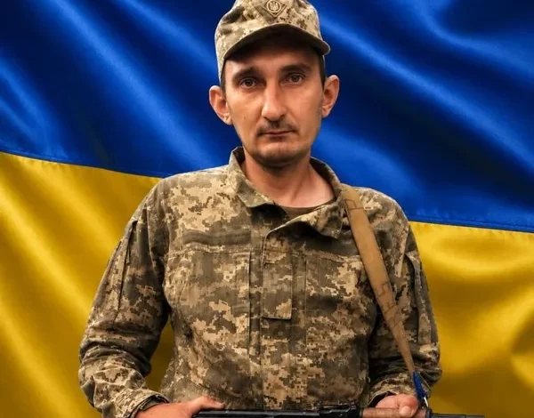 Сокальщина прощається із загиблим захисником Тарасом Хохонем
