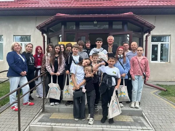 Діти з прифронтової громади Запорізької області відпочили на Радехівщині