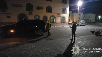 У Великих Мостах мотоцикліст та неповнолітня пасажирка травмовані внаслідок ДТП