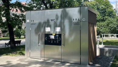 У Львові тимчасово не працює інклюзивна кабінка модульної вбиральні на проспекті Свободи