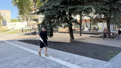 Захисник Петро Мосійчук, який втратив кисті рук і зір, проходить реабілітацію в UNBROKEN у Львові