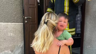 У Бібрці рятувальники відчинили будинок, де зачинився однорічний хлопчик