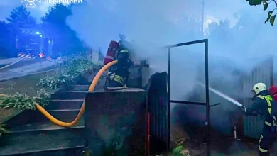 У Миколаєві Стрийського району загорівся гараж, рятувальники швидко ліквідували пожежу