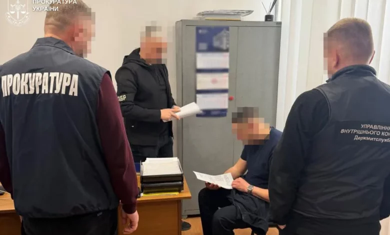 На Львівщині судитимуть інспектора митниці за ввезення незадекларованої техніки