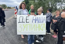У Гряді шукають безпечне місце для зупинки громадського транспорту