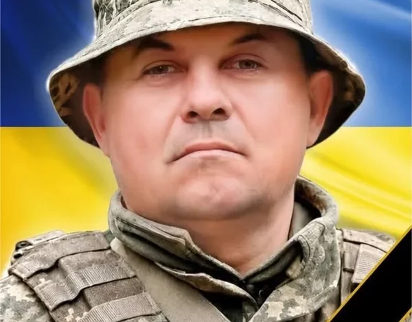 Лопатинська громада прощається із загиблим захисником Григорієм Мурином