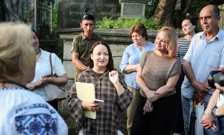 У Львові провели екскурсію памʼяті Ірини Фаріон на Личакові