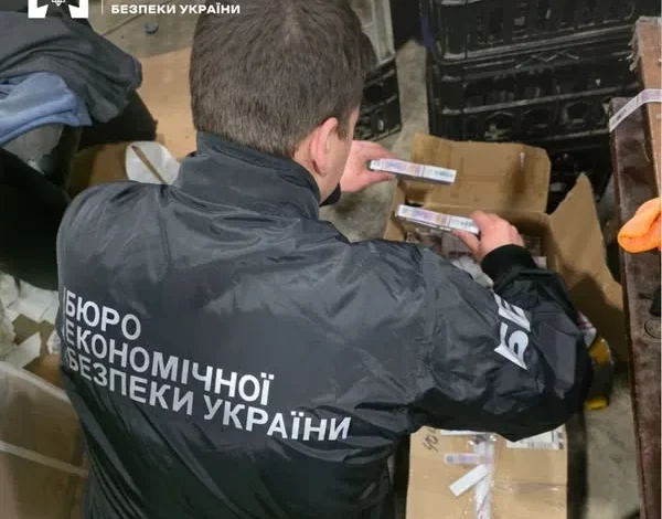 На Львівщині передали до суду справу про підпільне виробництво алкоголю та тютюну