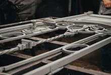 У Львові відновлюють 120-річну сецесійну браму на вулиці Стрийській