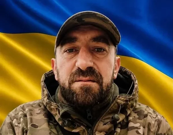 У Жовкві попрощаються із захисником України Тарасом Шретером