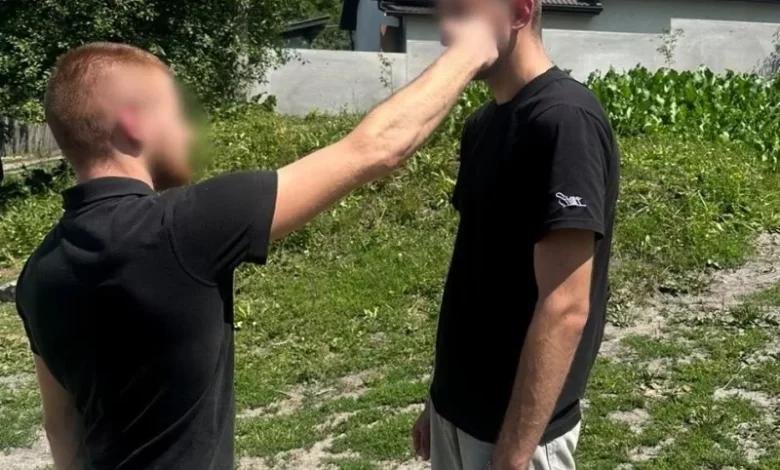 На Золочівщині 62-річного чоловіка підозрюють у тяжкому побитті 19-річного односельця