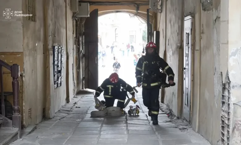 У центрі Львова загасили пожежу в підвалі житлового будинку