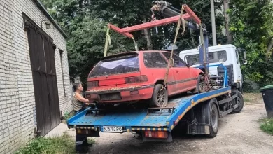 У Львові ще 11 покинутих авто перевезли на арештмайданчик