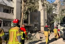 У Львові з-під завалів будинку деблокували девʼятьох людей