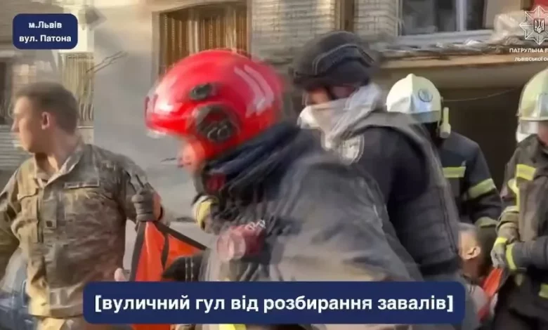 Наслідки нічної ракетної атаки на Львів: є загиблий і поранені