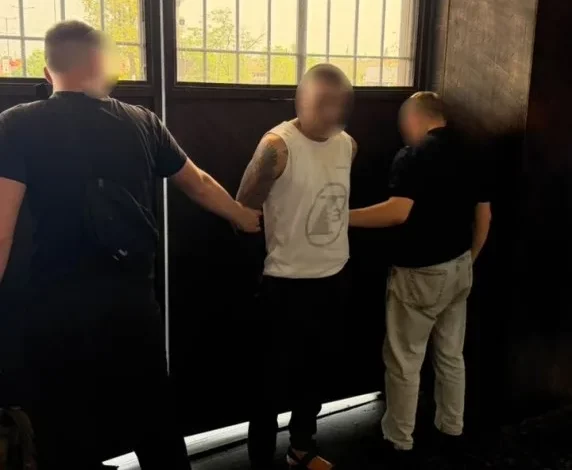 У Львові затримали підозрюваного у грабежі біля головного вокзалу