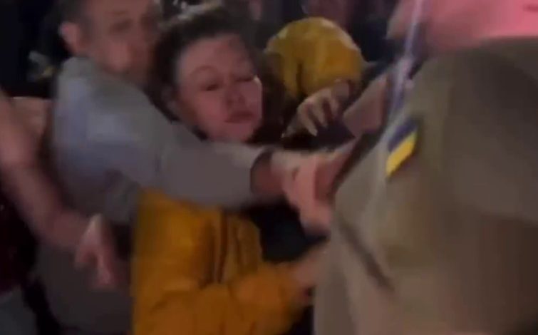 сутичка з ТЦК у Львові - світлина з відео