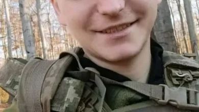 До Лопатинської громади на щиті повертається солдат Володимир Свідерський
