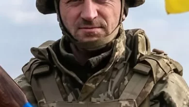 У Новояворівську попрощаються із захисником України Ігорем Вуйціком