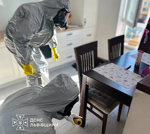 У Львові на вулиці Пасічній рятувальники зібрали ртуть із розбитого термометра