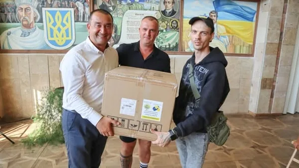 Ветерани Новояворівської громади отримали електровізки та зарядні станції