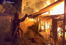 У Винниках загасили пожежу в двох дачних будинках