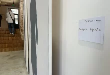 У Львові відкрили виставку Олега Тістола «Тіні вибору „Анґіарі“»