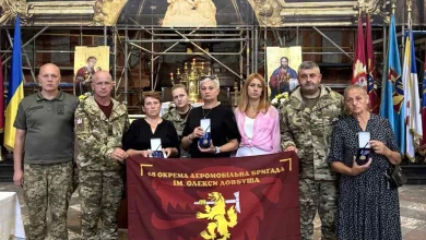 Родинам двох полеглих воїнів з Дрогобицької громади вручили відзнаки Головнокомандувача ЗСУ