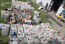 На Львівщині викрили підпільний цех контрафактного алкоголю на пів мільйона гривень