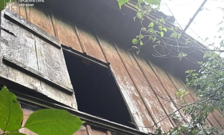 У Дрогобичі після падіння з горища помер чоловік, підозрюють 51-річну знайому