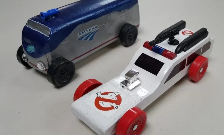 Як зібрати швидкий Pinewood Derby автомобіль: поради мами скаута