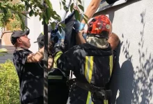 У Львові рятувальники допомогли медикам потрапити до квартири пацієнтки