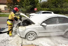 У Львові під час руху загорівся автомобіль на вулиці Липинського