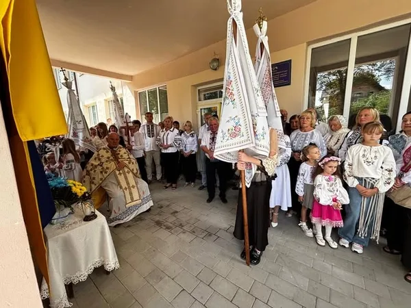 У Великодорошівському ЗЗСО відкрили меморіальні таблиці дев’ятьом полеглим захисникам