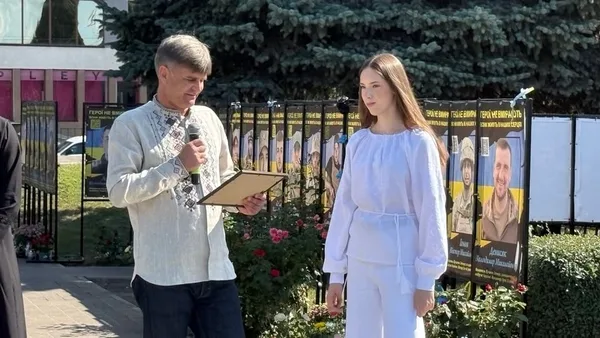 У Буську відзначили випускників із максимальними результатами НМТ