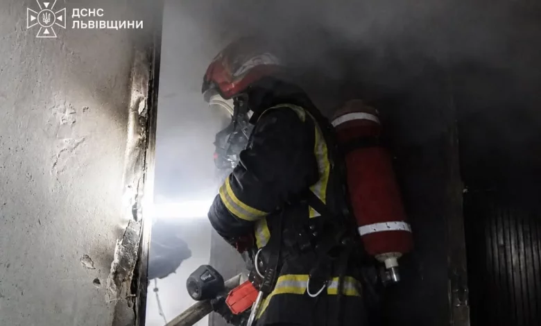 У Великому Любені на Львівщині загорівся дах житлового будинку